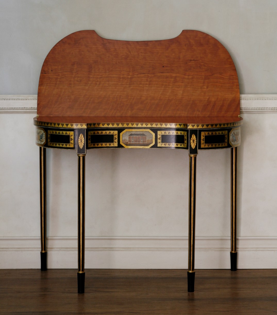 Baltimore Winterthur table open 8312wpl